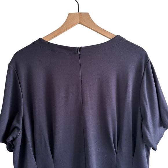 The Limited Peplum Top Size 1X Navy Swing Hem Zip Up Pullover Office Workwear - Picture 10 of 15